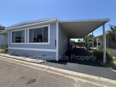 Main picture of Lynnwood Wood Mobile Estates