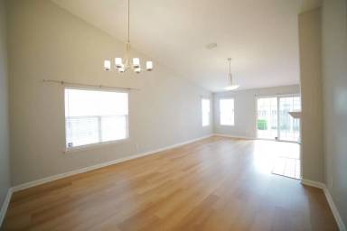 Main picture of 1121 Mosswood Chase