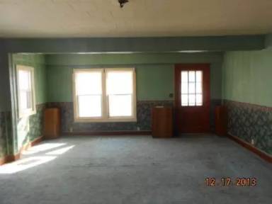 Main picture of 203 W Main St