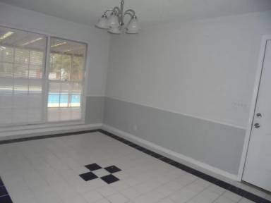 Main picture of 402 Melbourne Dr