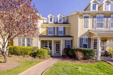 Main picture of 117 Point Comfort Ln