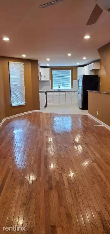Main picture of 1742 Belfield Ave
