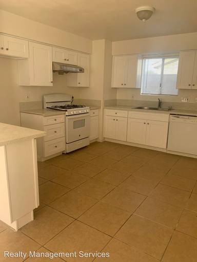 Main picture of 206 McCord Ave