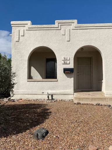 Main picture of 903 E 7th St