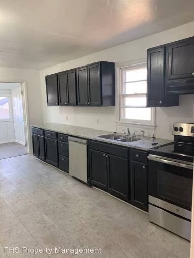 Main picture of 1635 E Nora St