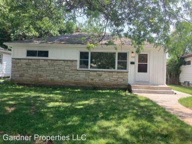 Main picture of 3900 N 93rd St