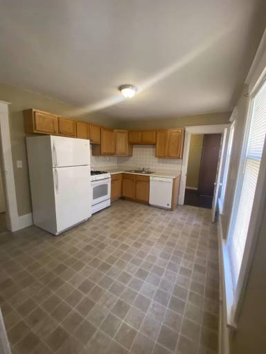 Main picture of 509 Wealthy St SE