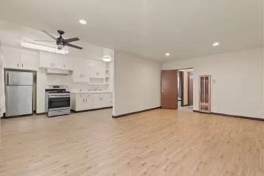 Main picture of 616 N St Andrews Pl
