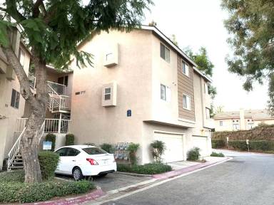 Main picture of 2410 N Towne Ave
