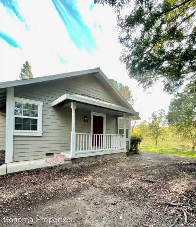 Main picture of 329 W Thomson Ave