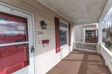 Main picture of 223 E Pennview St