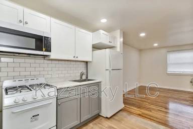 Main picture of Pratt St Apartments
