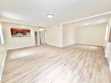 Main picture of 138 W 93rd St