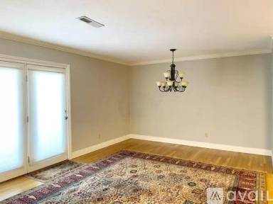 Main picture of 1625 Woodrow Dr