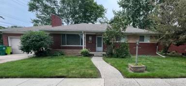Main picture of 23027 Raven Ave