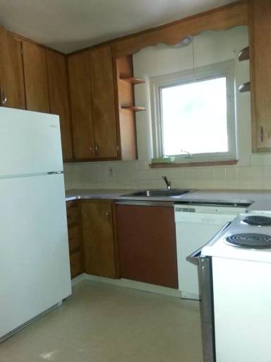 Main picture of 630 S Washington Ave