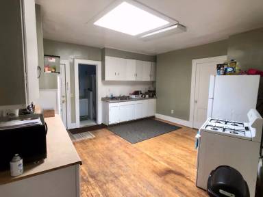 Main picture of 213 E Ridge Rd