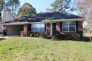 Main picture of 2806 Stonewater Dr