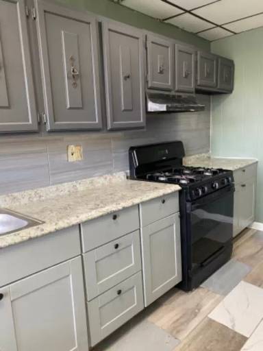 Main picture of 418 Main St