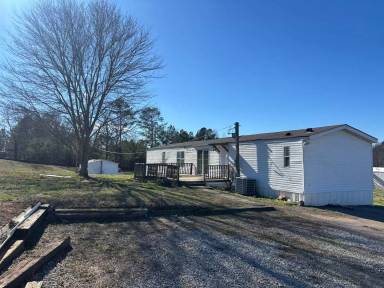 Main picture of 941 N Bucks Pocket Rd SE