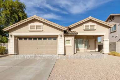 Main picture of 4442 E County Down Dr