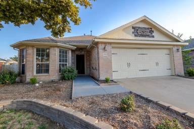 Main picture of 9901 Tyler Dr