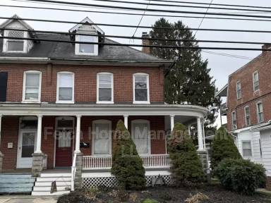 Main picture of 125 E State St