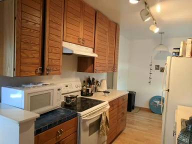 Main picture of 902 Beach Park