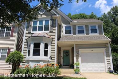 Main picture of 14 Regency Dr