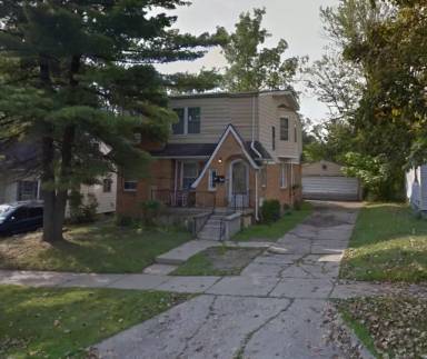 Main picture of 515 W Baker St