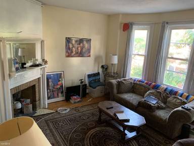 Main picture of 108 Central St