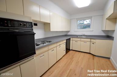 Main picture of 131 Sewall Ave