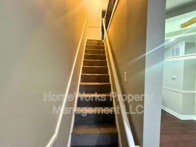 Main picture of 1243 Washington Blvd