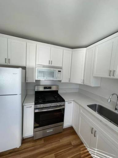 Main picture of 84 Barham Ave
