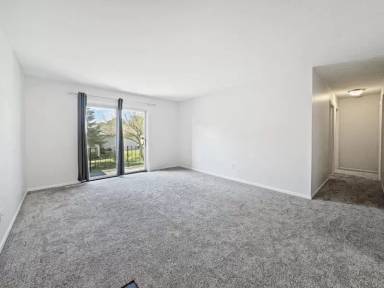Main picture of 1686 Crestwood Dr