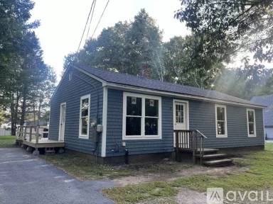 Main picture of 27 Ivanhoe Dr