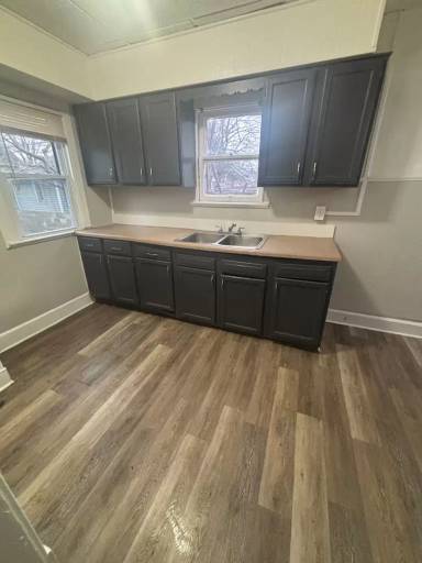 Main picture of 11907 Thornwood Ave