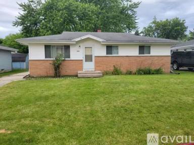 Main picture of 3326 Kentucky St