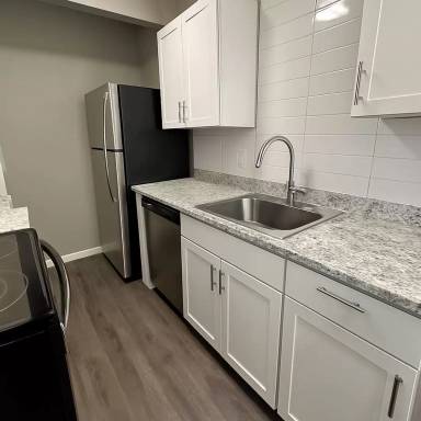 Main picture of 3808 W Sylvania Ave
