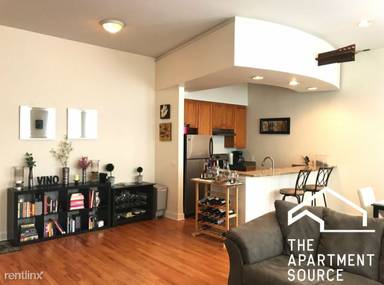 Main picture of 2041 W North Ave
