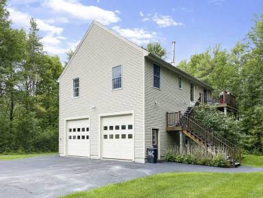 Main picture of 10 Buffalo Ln