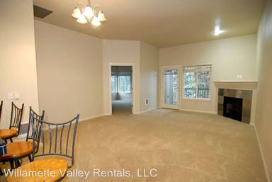 Main picture of West Oaks Condominiums