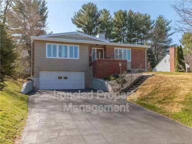 Main picture of 25 Overhill Rd