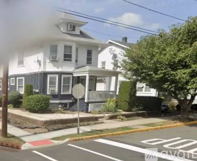 Main picture of 1 Bell St