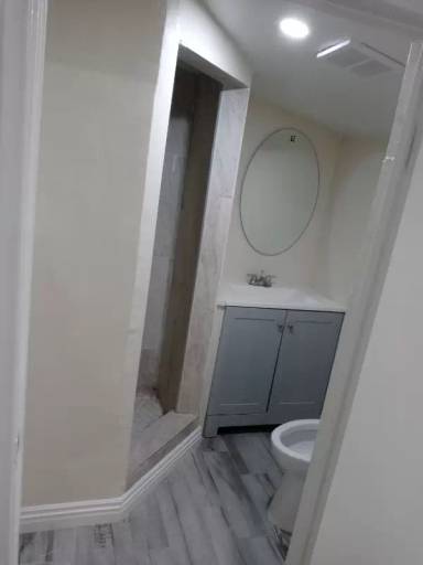Main picture of 1752 Cherry Ave