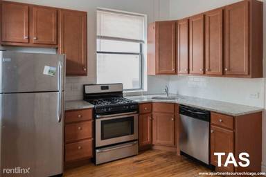 Main picture of 3521 N Wilton Ave