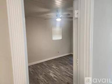 Main picture of 6704 N 24th St