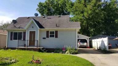 Main picture of 1710 Easton Ave