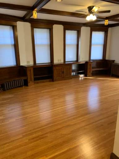 Main picture of 1049 Goodrich Ave