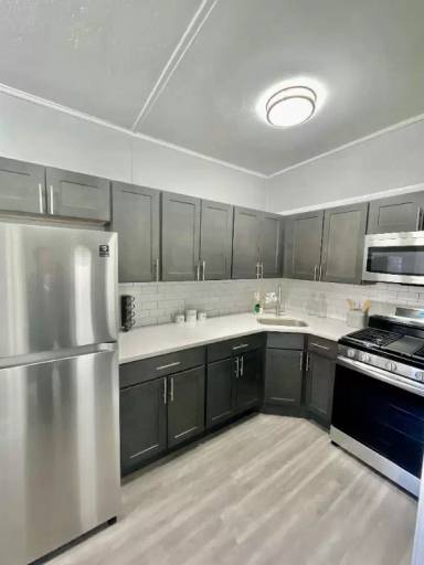 Main picture of Grand Court Apartments